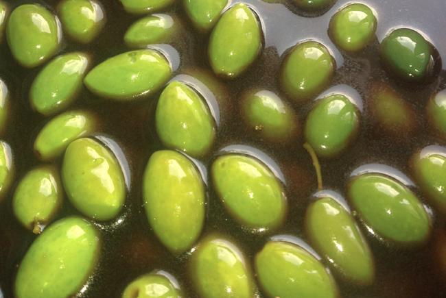 Olives à la picholine, les olives confites à la Nimoîse